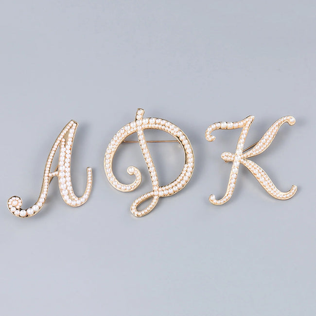 Meidiya Letter Brooch Pins Initial Rhinestone Brooch for Women Crafts Gold A-Z 26 Letters Simulated Pearl Initial Letter Alphabet Brooches Pin Women Gifts Jewelry Accessories